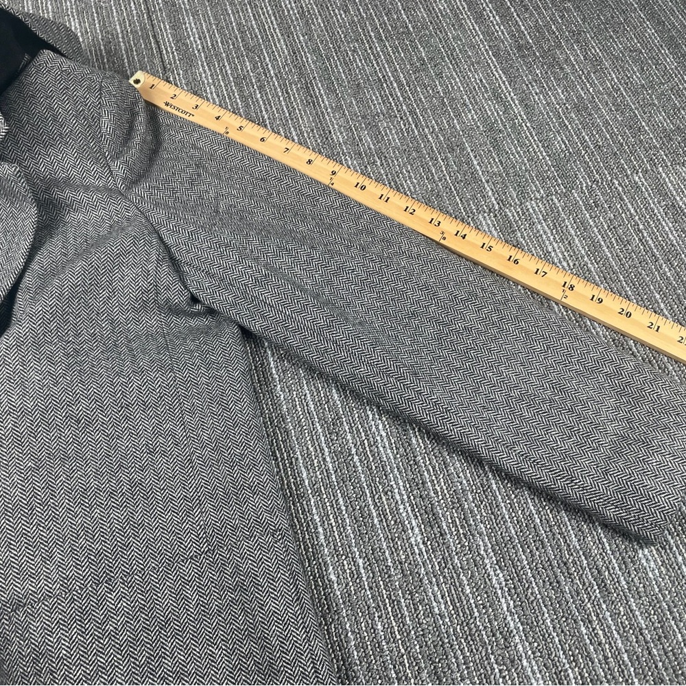 Madewell Gray Herringbone Blazer  Size M Wool Blend - Picture 5 of 9